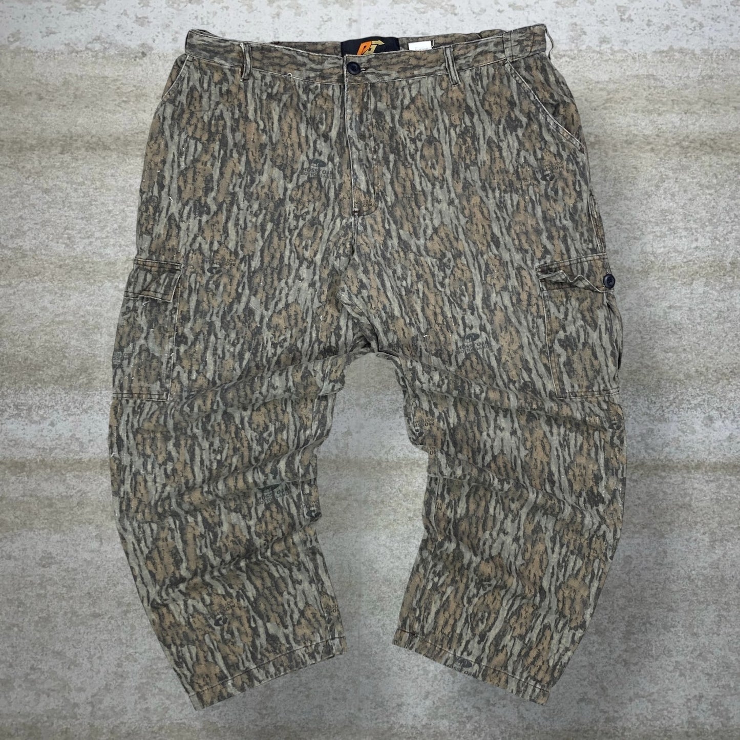 Vintage Mossy Oak Hunting Camo Tactical Pants 42x30 Baggy Wide Leg Fit Cargos Tree Bark 90s