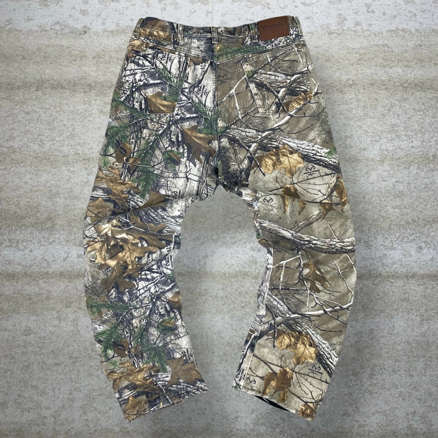 Vintage Realtree Hunting Camo Jeans 36x32 Baggy Wide Leg Fit Insulated Denim Wrangler Woodland 90s