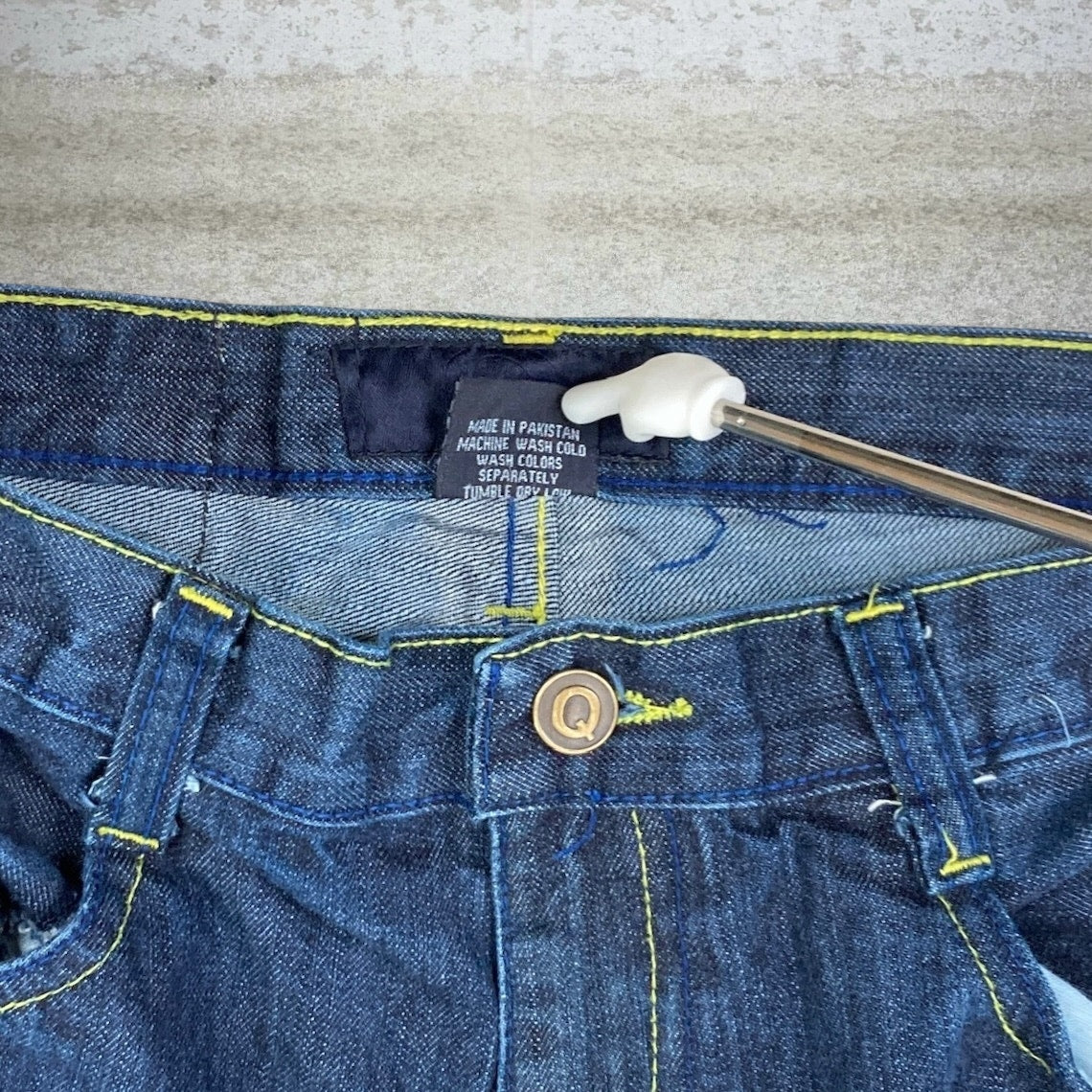Vintage Skater Wide Leg Jeans 32x32 Qruel Dark Wash Baggy Denim Embroidered Rap Style Art Y2K