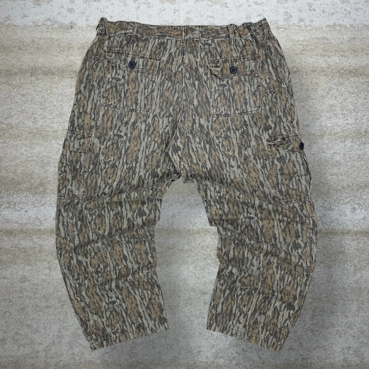 Vintage Mossy Oak Hunting Camo Tactical Pants 42x30 Baggy Wide Leg Fit Cargos Tree Bark 90s