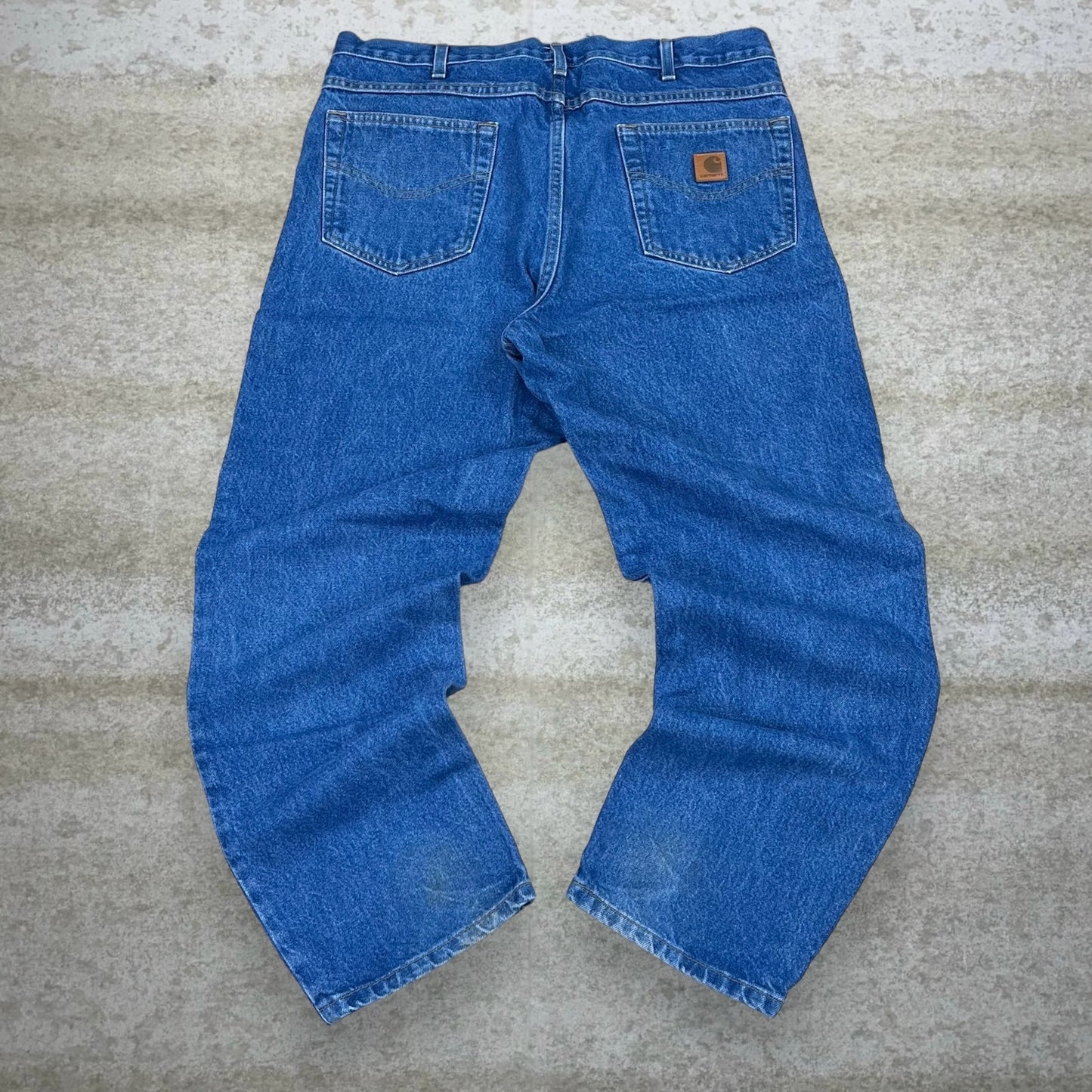 Vintage Carhartt Jeans 38x30 Relaxed Fit Medium Wash Work Wear Denim Leather Logo 90s