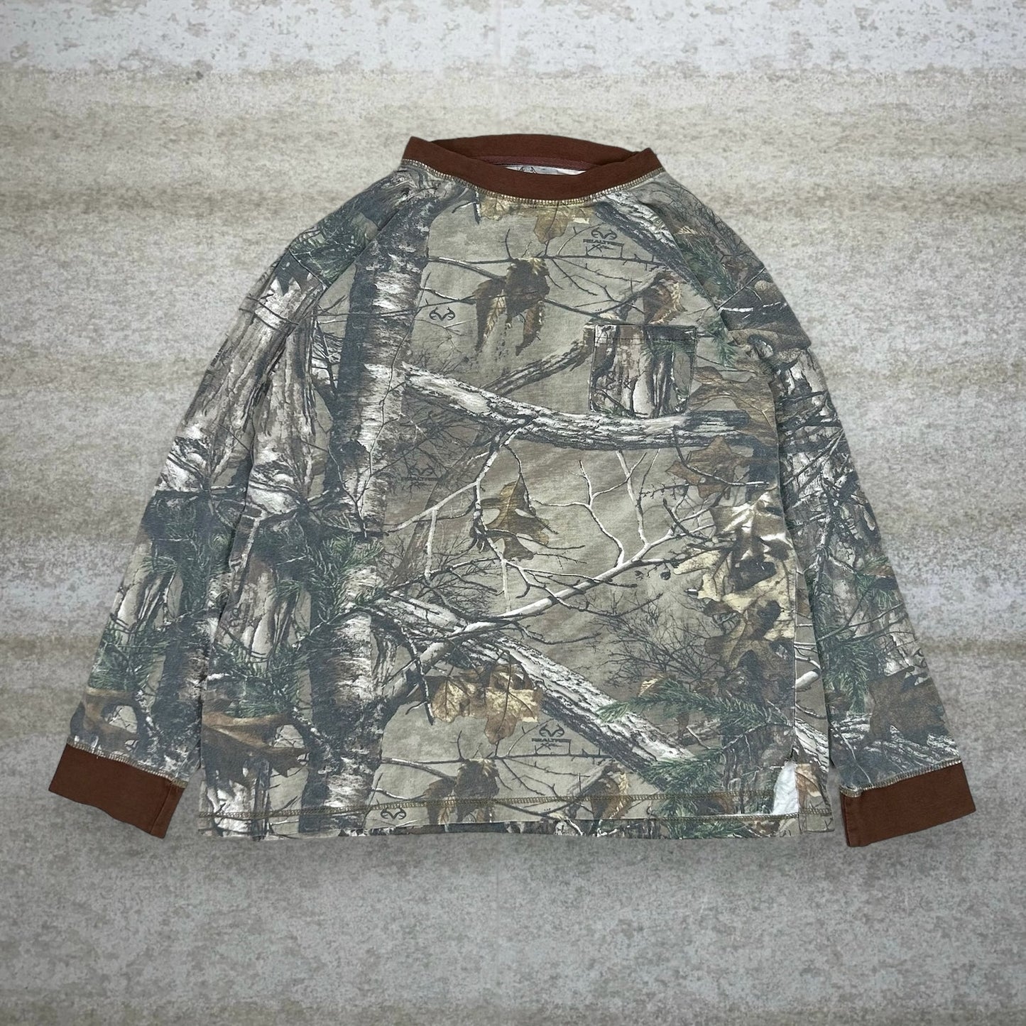 Vintage Realtree Hunting Camo Shirt Mens 2XL Cotton Long Sleeve Woodland Pocket T 90s